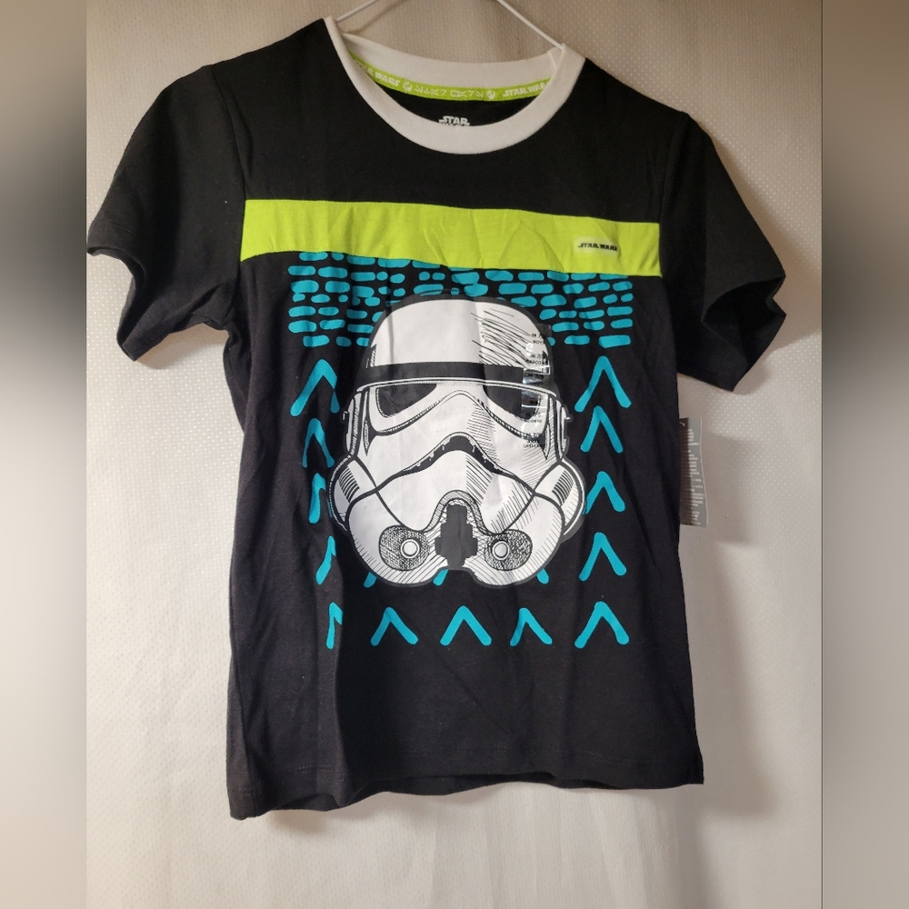 Star Wars Disney NWT Stormtrooper Tshirt Size Medium‎ 7/8